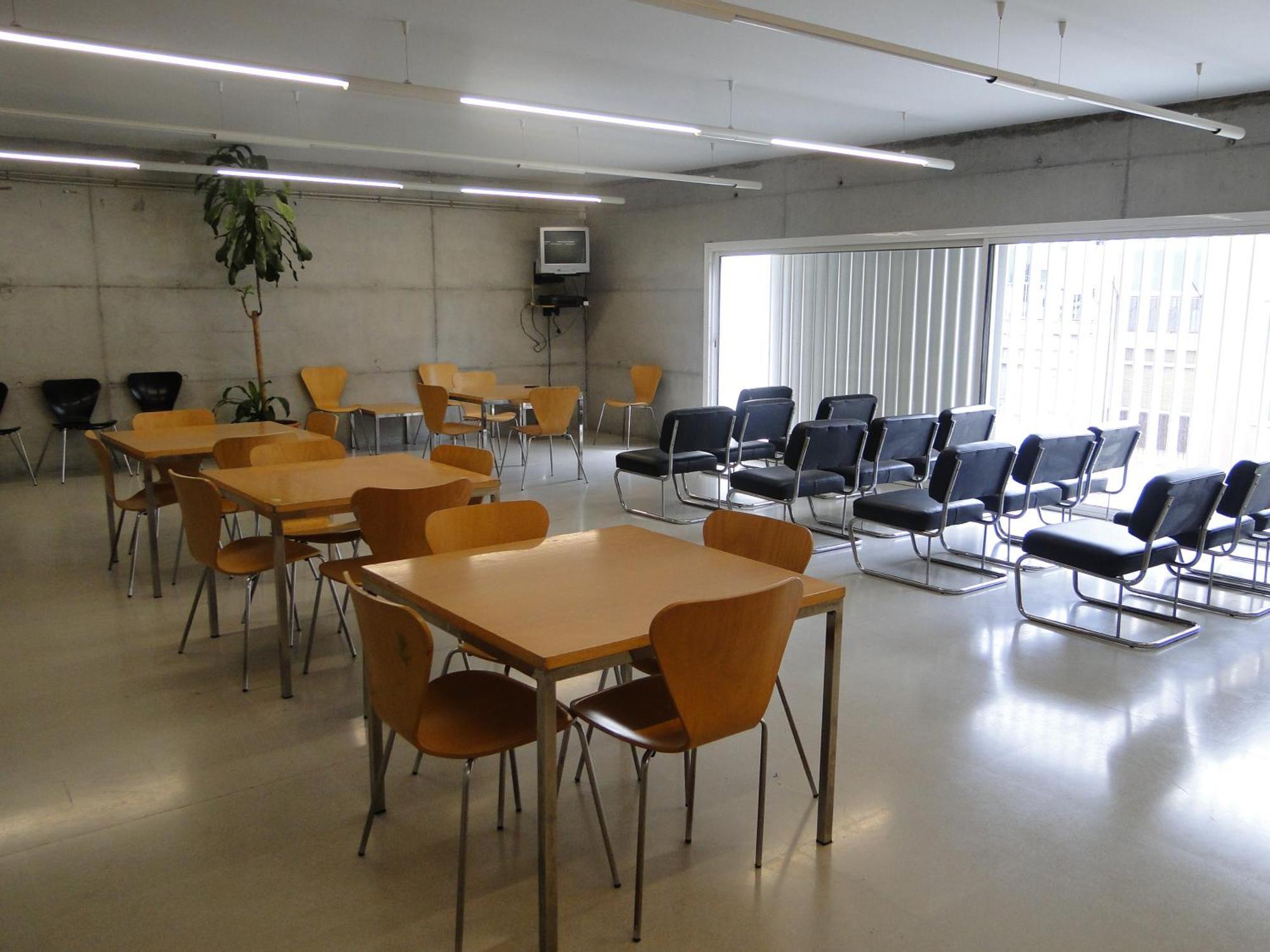 Hotel Residència Universitària Sant Joan Reus Esterno foto
